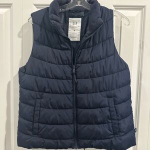 GAP Navy Puffer Vest